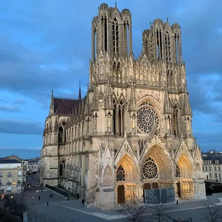 Lundy - Center - Free Park * Reims