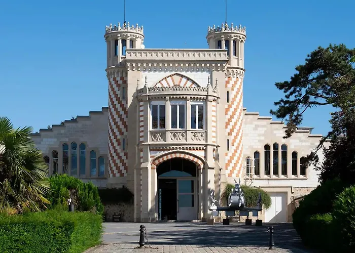 Lundy - Center - Free Park * Reims